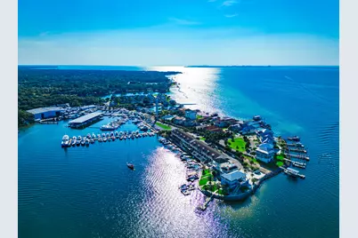 202 Snug Harbour Drive #202, Shalimar, FL 32579 - Photo 2