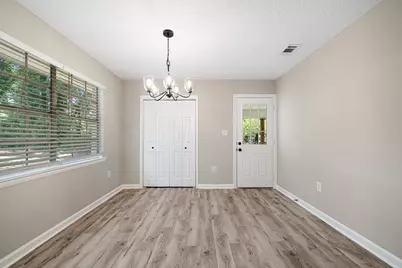 207 Oglesby Avenue, Crestview, FL 32536 - Photo 10