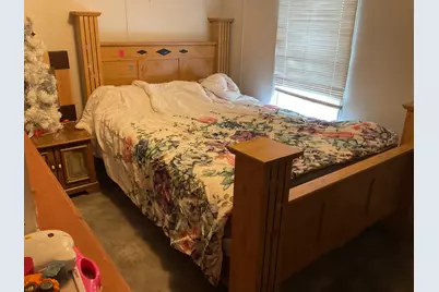 2493 4th Avenue, Alford, FL 32420 - Photo 14