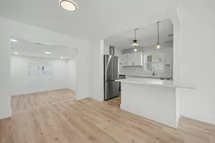 221 Destin Dr, Mary Esther, FL 32569 - Photo 2