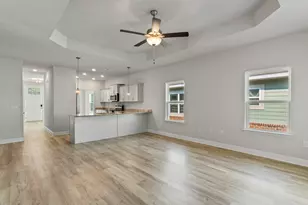 135 Cool Breeze Dr, Freeport, FL 32439 - Photo 4