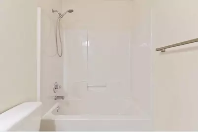 5104 Whitehurst Lane, Crestview, FL 32536 - Photo 16