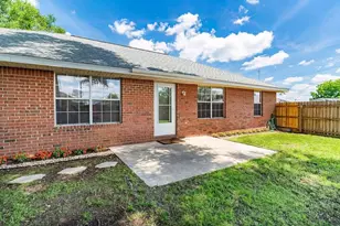 5104 Whitehurst Ln, Crestview, FL 32536 - Photo 20
