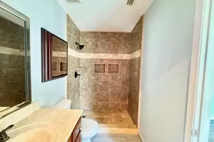 129 Wright Cir, Niceville, FL 32578 - Photo 12