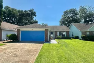 129 Wright Cir, Niceville, FL 32578 - Photo 1