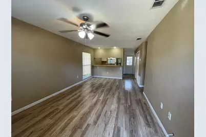 607 W Sunset Boulevard W #A, Fort Walton Beach, FL 32547 - Photo 2