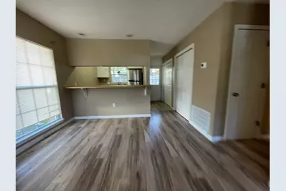 607 W Sunset Boulevard W #A, Fort Walton Beach, FL 32547 - Photo 8