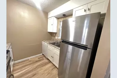 607 W Sunset Boulevard W #A, Fort Walton Beach, FL 32547 - Photo 6