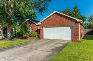 1474 The Crossings, Niceville, FL 32578 - Photo 2