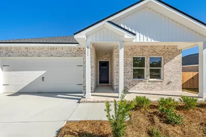 6111 Tansey Street, Crestview, FL 32539 - Photo 2