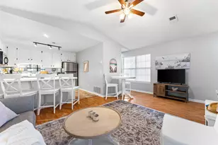 17462 Front Beach Rd, Panama City Beach, FL 32413 - Photo 10