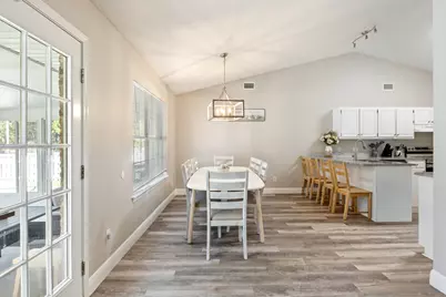 2005 Cardinal Lane, Navarre, FL 32566 - Photo 10