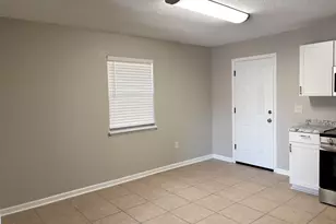 316 Lewis St, Fort Walton Beach, FL 32547 - Photo 4