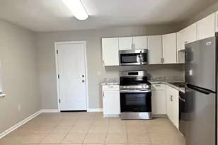 316 Lewis St, Fort Walton Beach, FL 32547 - Photo 1