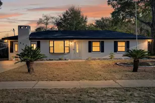 420 Paradise Rd, Niceville, FL 32578 - Photo 40