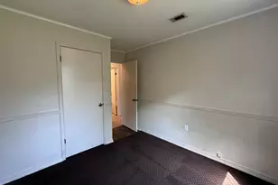 207 W Pinoak Ct W, Crestview, FL 32539 - Photo 8