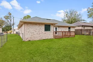 1598 26th St, Niceville, FL 32578 - Photo 34