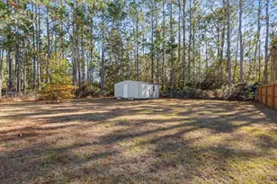 2528 Hilton Dr, Navarre, FL 32566 - Photo 42