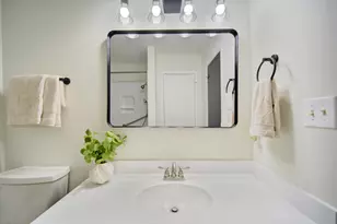 1024 Juniper Ave, Niceville, FL 32578 - Photo 32