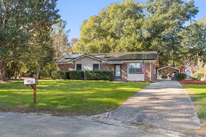 212 Aza Place, Crestview, FL 32539 - Photo 1