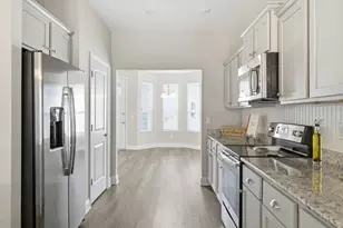 802 Marquis Wy, Freeport, FL 32439 - Photo 8