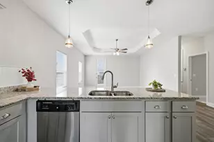 802 Marquis Way, Freeport, FL 32439 - Photo 8