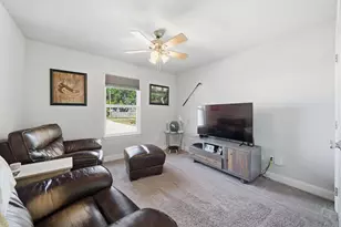 1825 Sundown Dr, Navarre, FL 32566 - Photo 20