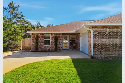 1825 Sundown Dr, Navarre, FL 32566 - Photo 1