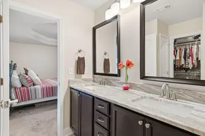 1825 Sundown Dr, Navarre, FL 32566 - Photo 16