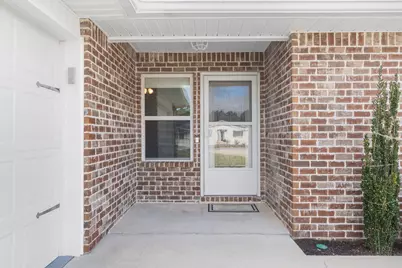 1827 Sundown Dr, Navarre, FL 32566 - Photo 8