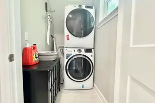 215 Allen St, Niceville, FL 32578 - Photo 8