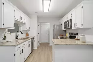 2202 Avenida De Sol, Navarre, FL 32566 - Photo 4