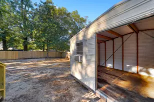 710 Powell Dr, Niceville, FL 32578 - Photo 32