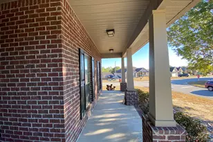 402 Wych Cir, Crestview, FL 32536 - Photo 8