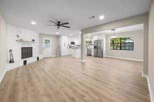415 Olde Post Rd, Niceville, FL 32578 - Photo 4