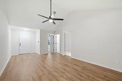 420 E Williams Avenue E, Crestview, FL 32539 - Photo 14