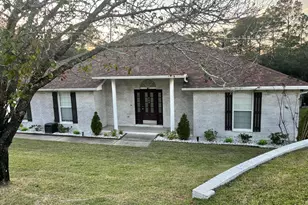 449 Ruckel Dr, Niceville, FL 32578 - Photo 1