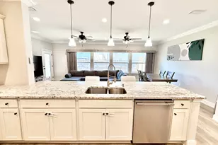 2135 Nina St, Navarre, FL 32566 - Photo 10