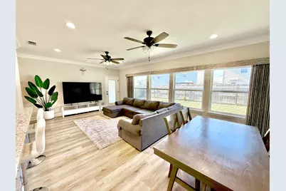 2135 Nina Street, Navarre, FL 32566 - Photo 2