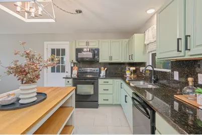 112 NE Walton Drive NE, Fort Walton Beach, FL 32548 - Photo 12