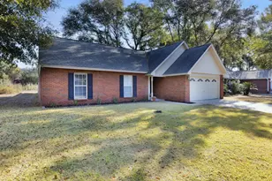 4583 Top Flight Dr, Crestview, FL 32539 - Photo 2