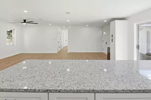 3520 Tide Dr, Pensacola, FL 32504 - Photo 22