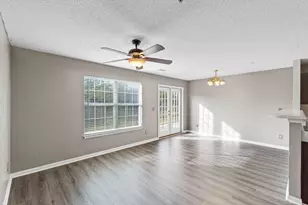 266 Swaying Pine Ct, Crestview, FL 32539 - Photo 4