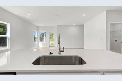 8135 Fox Hunt Drive, Milton, FL 32583 - Photo 4