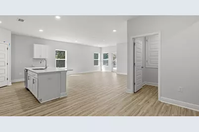 8135 Fox Hunt Drive, Milton, FL 32583 - Photo 6