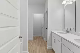 8135 Fox Hunt Dr, Milton, FL 32583 - Photo 16