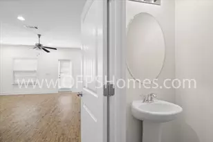 121 E Iron Horse Dr E, Crestview, FL 32539 - Photo 2