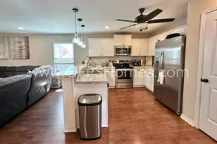 454 Eisenhower Dr, Crestview, FL 32539 - Photo 8