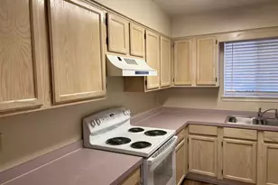 2 NW Cinderella Ln NW, Fort Walton Beach, FL 32547 - Photo 8