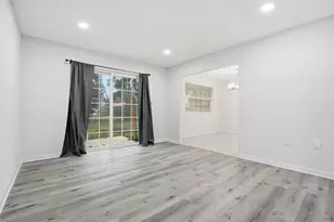 22 E Casa Loma Dr E, Mary Esther, FL 32569 - Photo 30